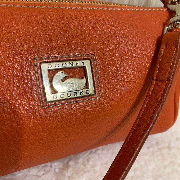 DOONEY & BOURKE Vintage Y2K Orange Pebbled Leather Mini Barrel Bag - Picture 3 of 16